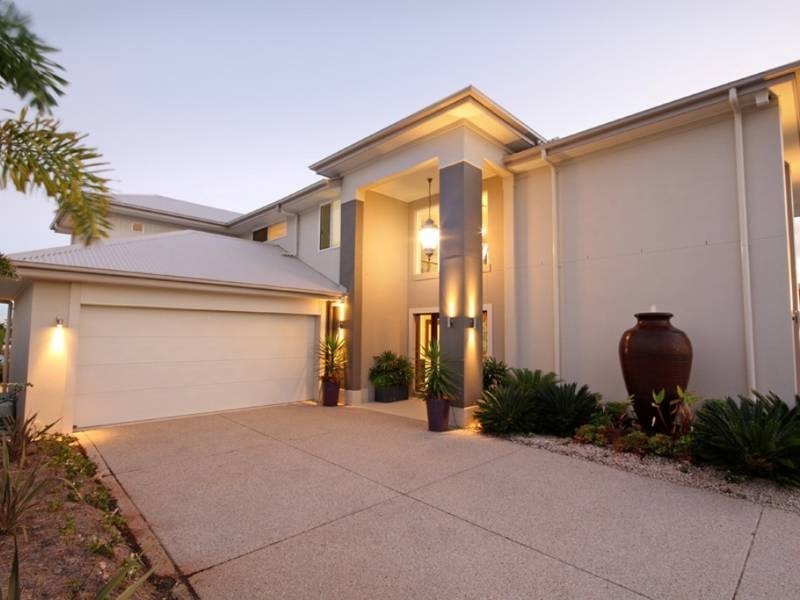 32 Westholme Circuit, Pelican Waters QLD 4551