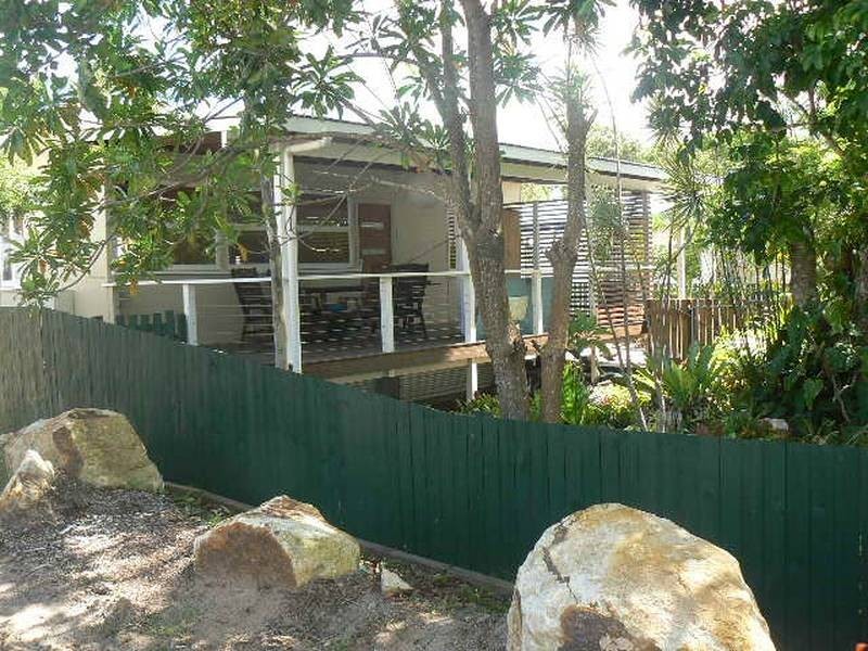 122 Westminster Ave, Golden Beach QLD 4551