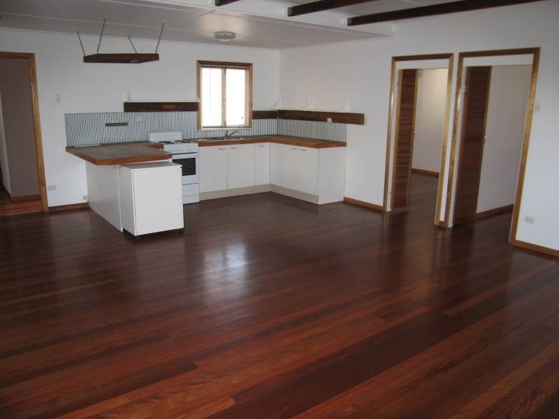 122 Westminster Ave, Golden Beach QLD 4551