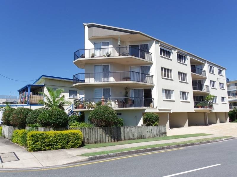 4/9 Golden Beach Esp, Golden Beach QLD 4551