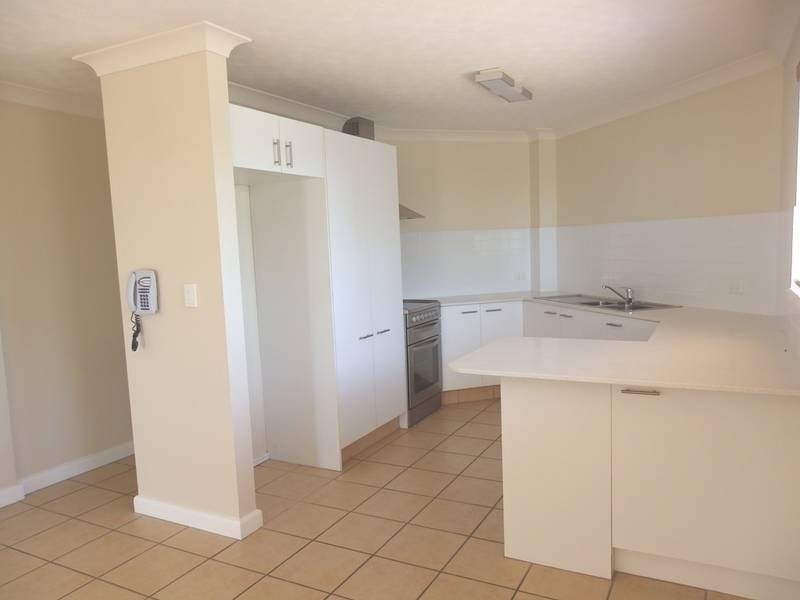 4/9 Golden Beach Esp, Golden Beach QLD 4551