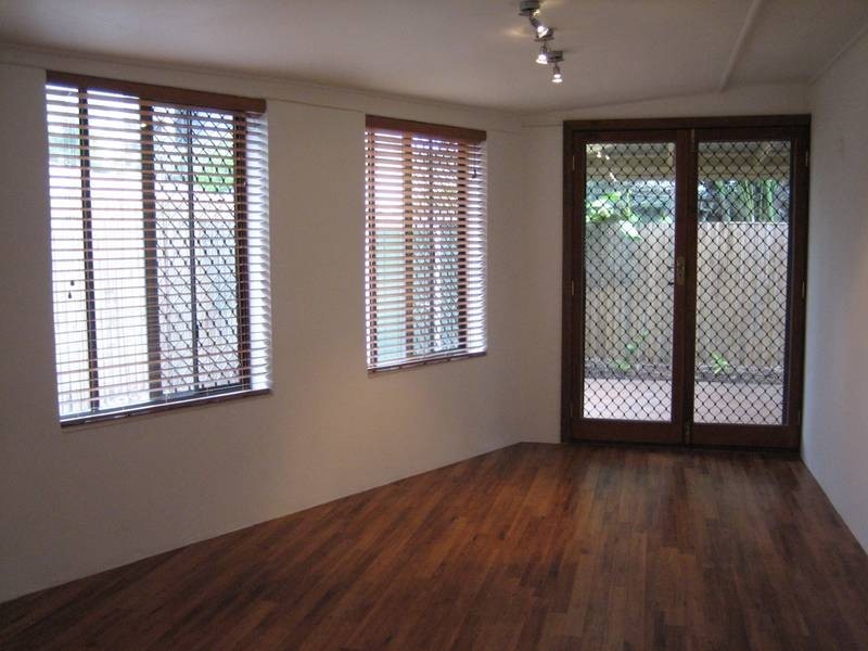 75 Taylor Ave, Golden Beach QLD 4551