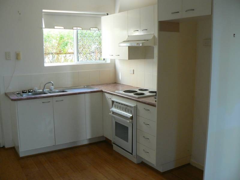 2/79 Golden Beach Esp, Golden Beach QLD 4551