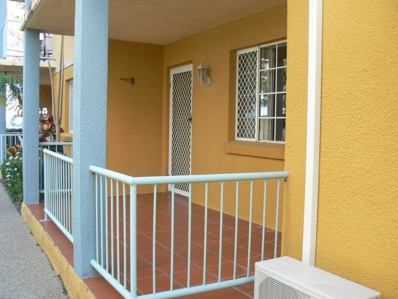 2/79 Golden Beach Esp, Golden Beach QLD 4551