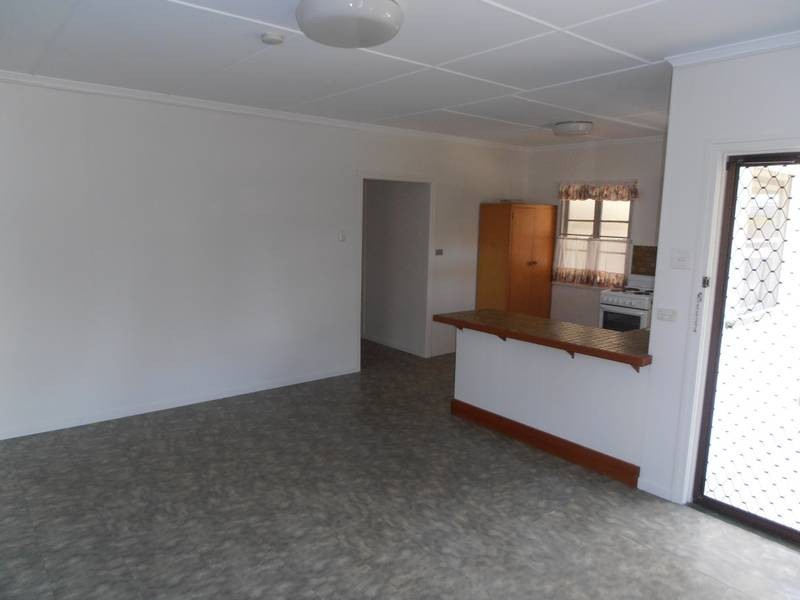34 Taylor Avenue, Golden Beach QLD 4551