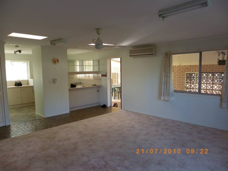 5 Cunningham Court, Golden Beach QLD 4551