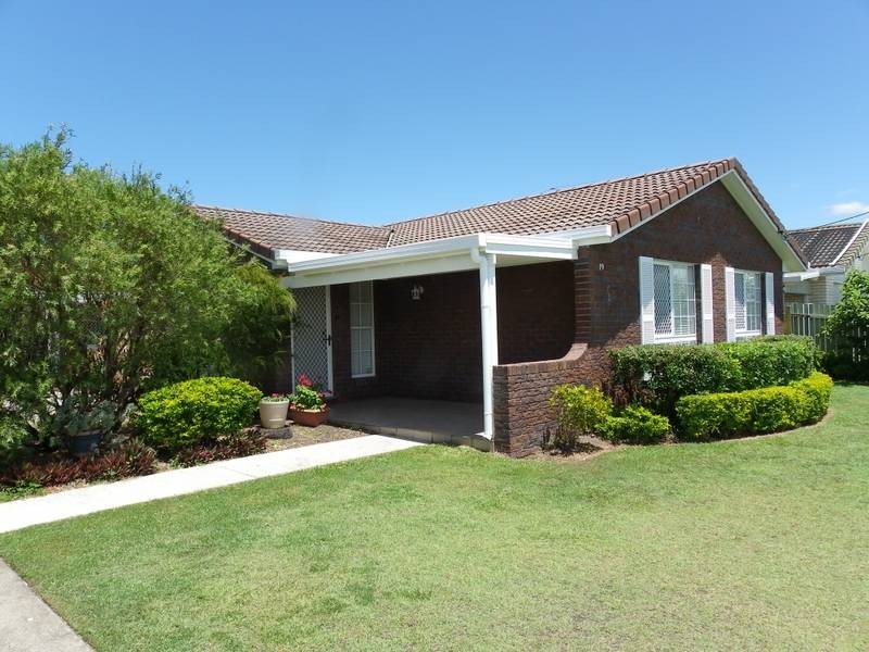 1/19 St Pauls Ave, Golden Beach QLD 4551