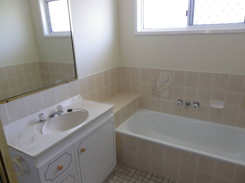 1/19 St Pauls Ave, Golden Beach QLD 4551