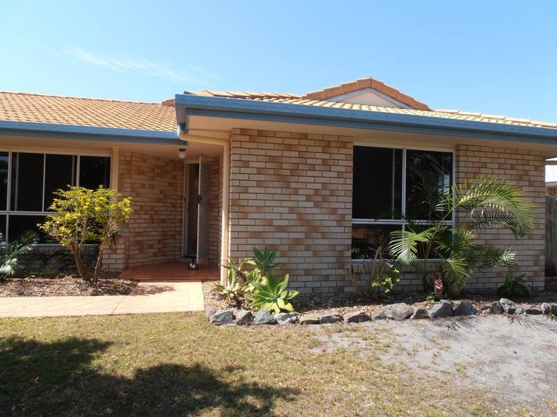 14 Gradorean St, Pelican Waters QLD 4551