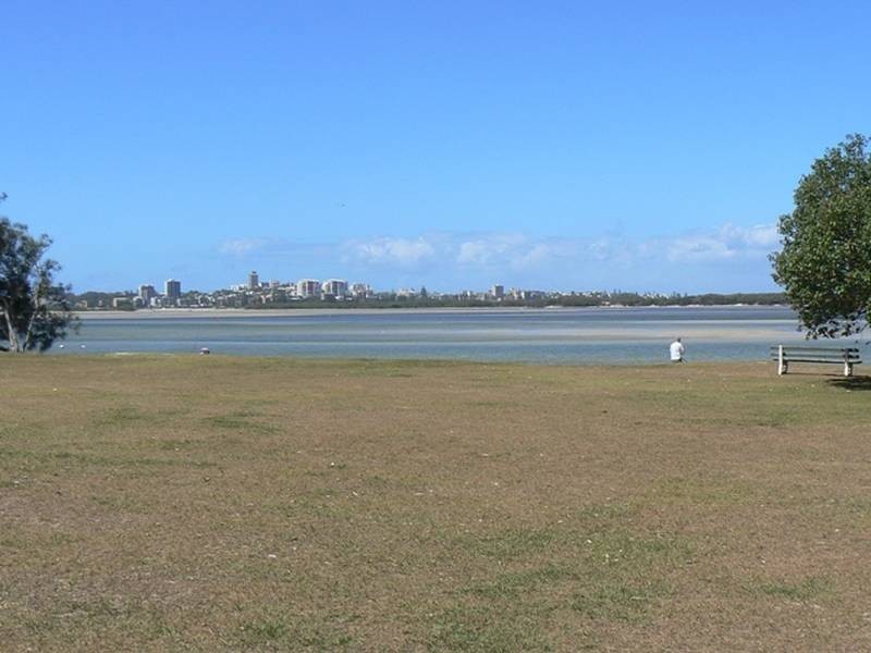 10 Onslow Street, Golden Beach QLD 4551