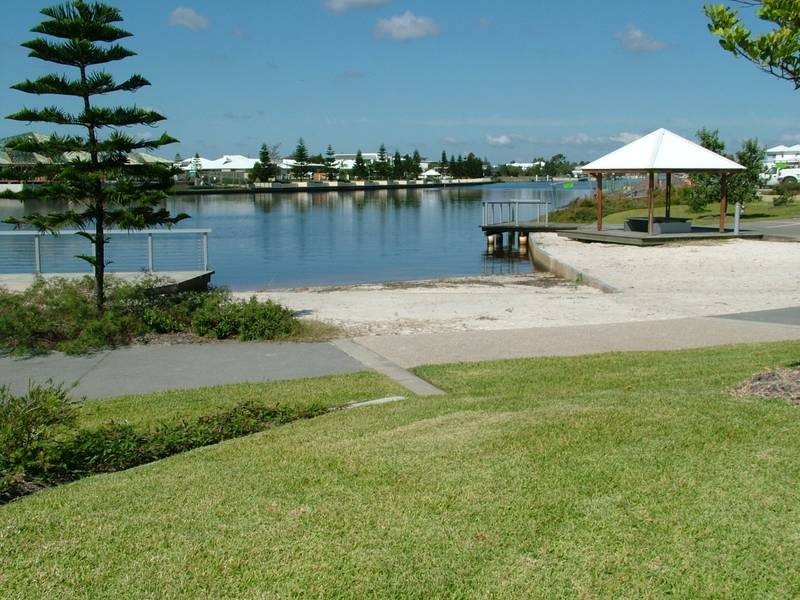 14 Deep Water Circuit, Pelican Waters QLD 4551