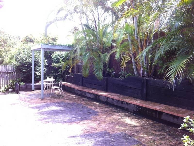 2/3 Rosewood Drive, Caloundra West QLD 4551