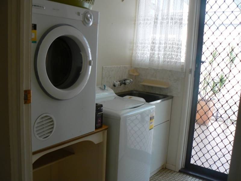 1/48 Anning Avenue, Golden Beach QLD 4551