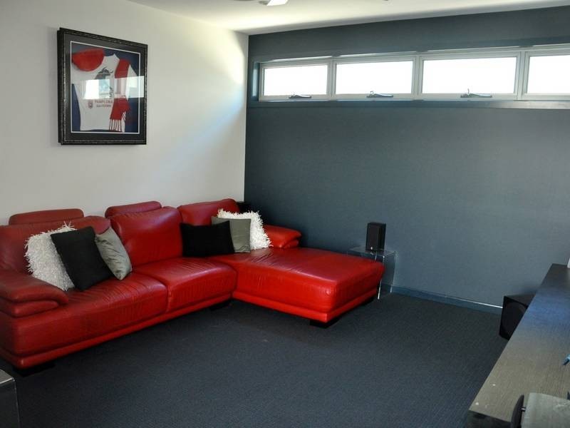 10 Westholme Circuit, Pelican Waters QLD 4551