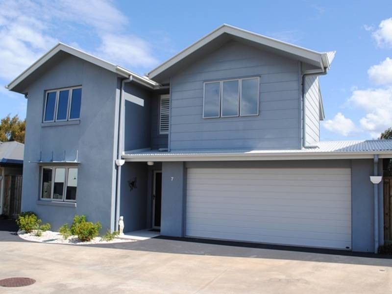 7/4 Lindesay Street, Caloundra West QLD 4551