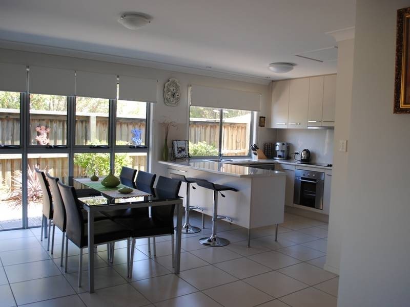 7/4 Lindesay Street, Caloundra West QLD 4551