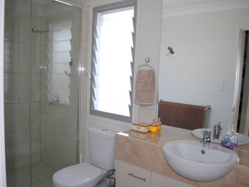 7/4 Lindesay Street, Caloundra West QLD 4551