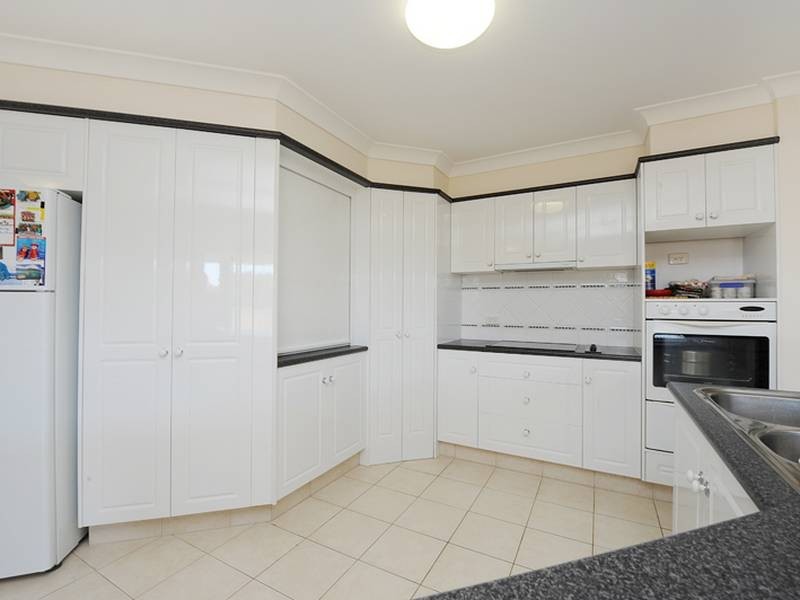 1 Gillingham Place, Pelican Waters QLD 4551