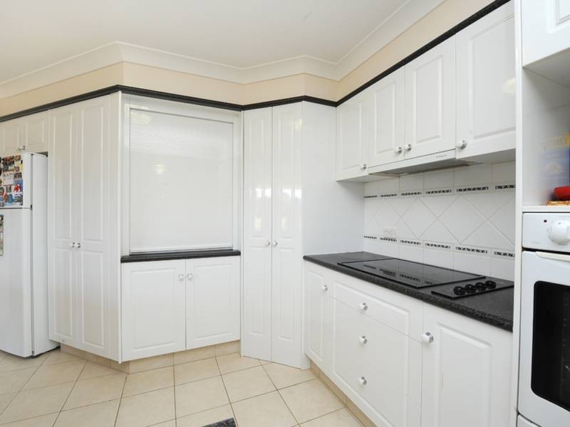 1 Gillingham Place, Pelican Waters QLD 4551