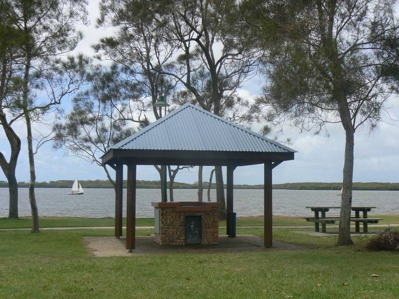 142 Esplanade, Golden Beach QLD 4551