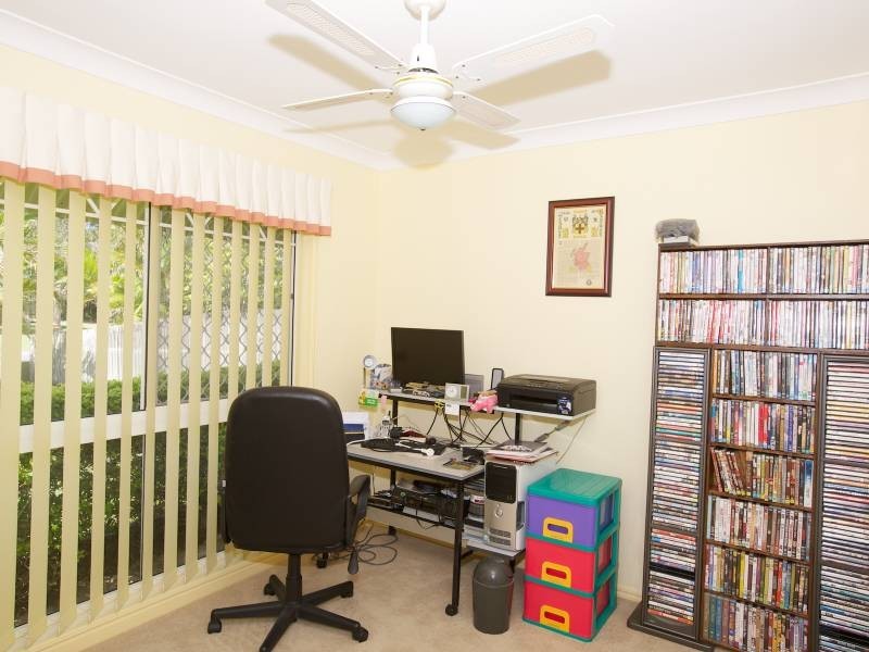 32 Sir Joseph Banks Drive, Pelican Waters QLD 4551