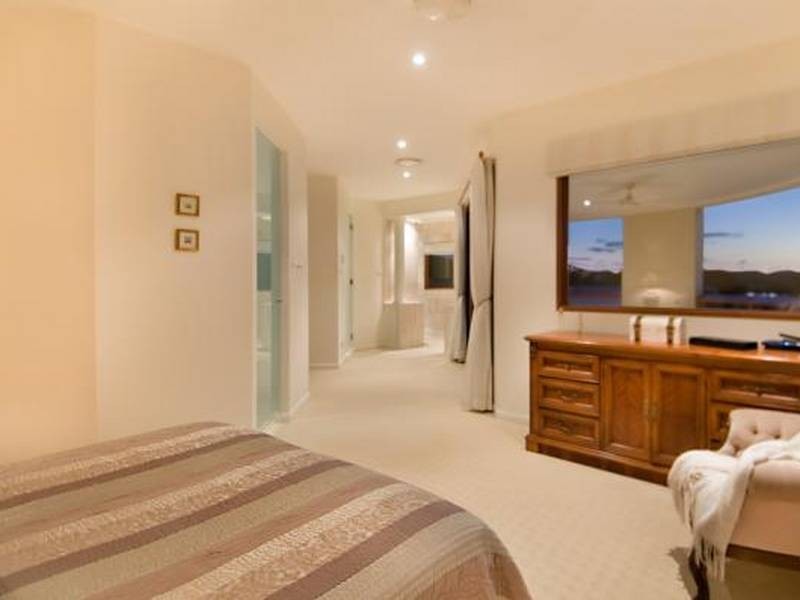 24 Rutherford Place, Pelican Waters QLD 4551