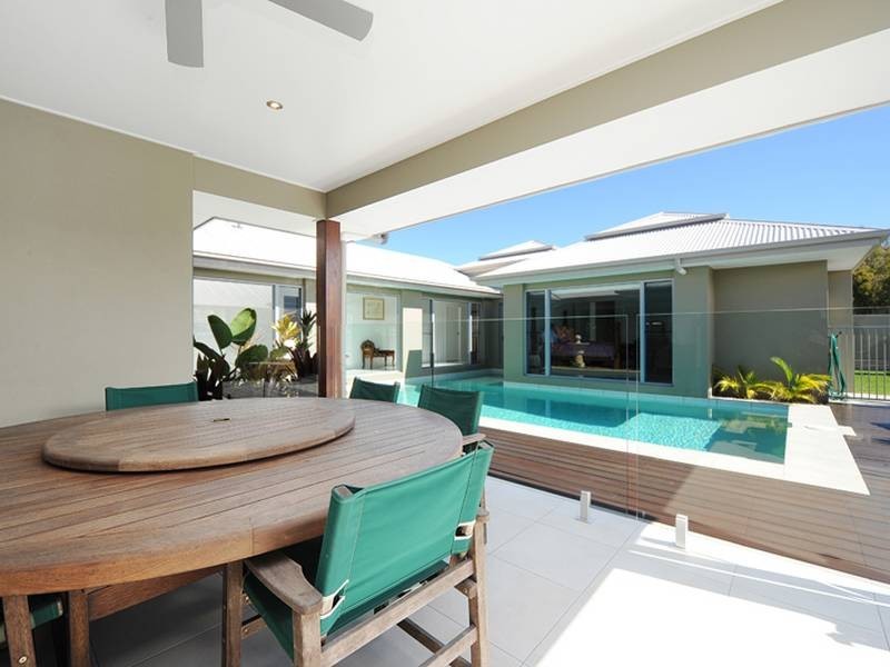 94 Tweddell Drive, Pelican Waters QLD 4551