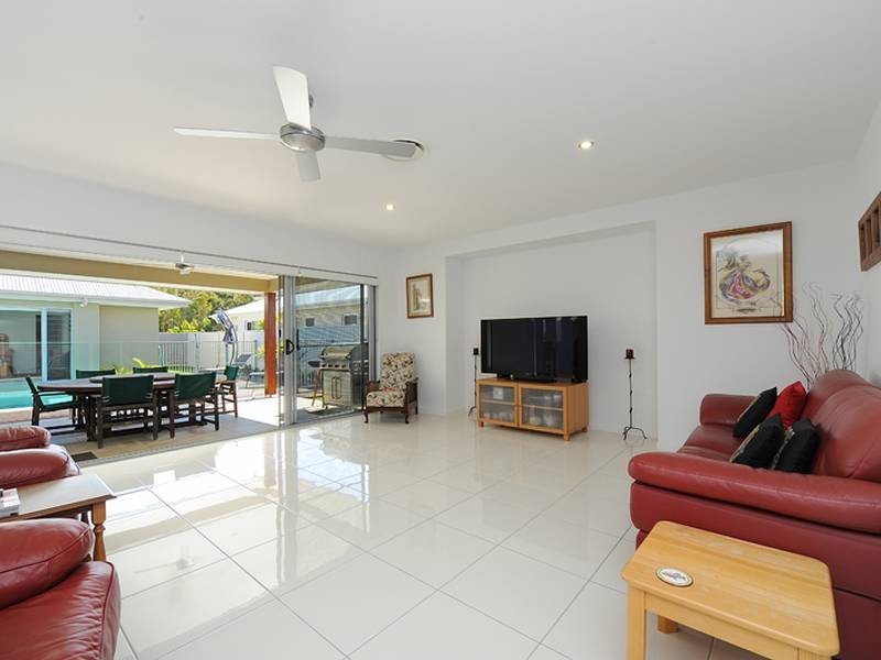94 Tweddell Drive, Pelican Waters QLD 4551