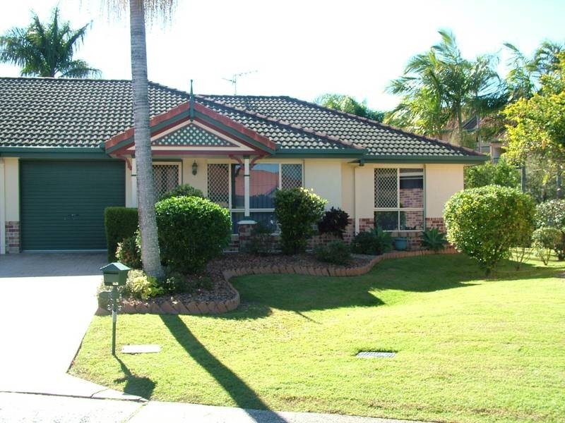 3/2 North Street, Golden Beach QLD 4551