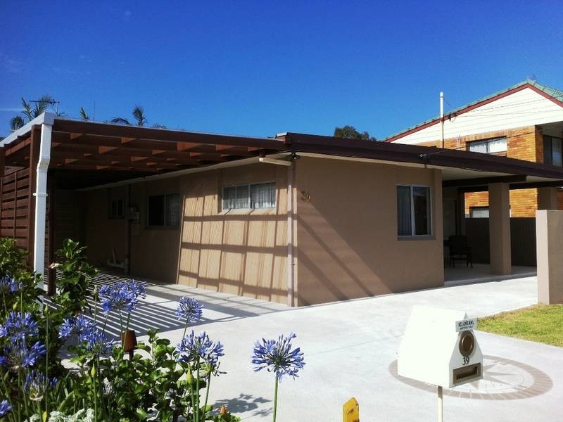 39 Theresa Street, Golden Beach QLD 4551