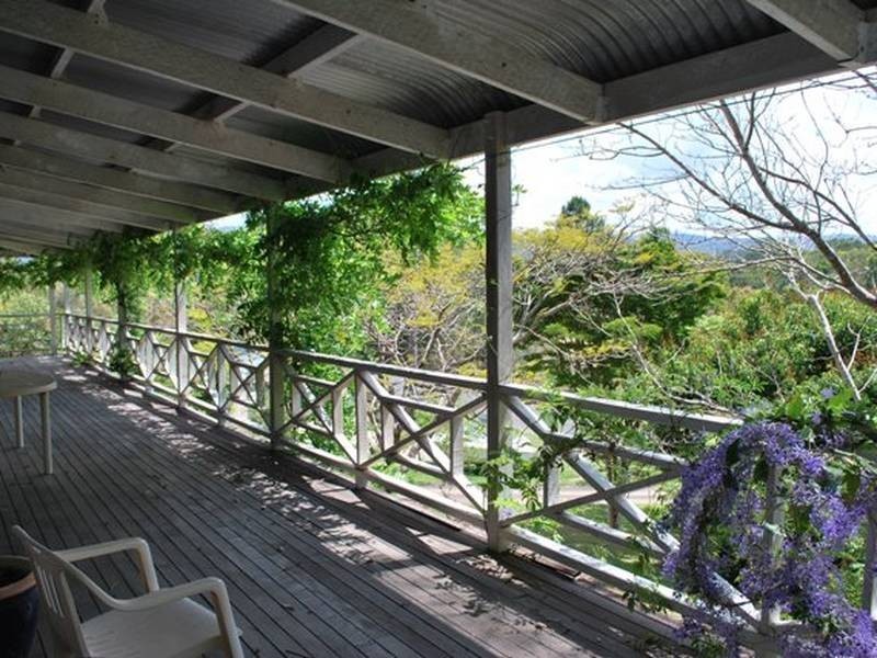 32 Suzen Court, Mooloolah Valley QLD 4553