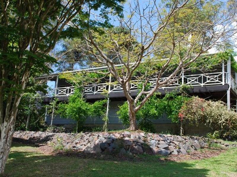 32 Suzen Court, Mooloolah Valley QLD 4553