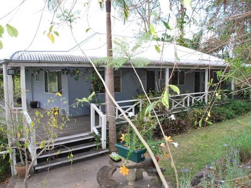32 Suzen Court, Mooloolah Valley QLD 4553