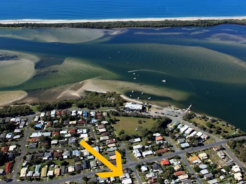 11 Churchill Street, Golden Beach QLD 4551