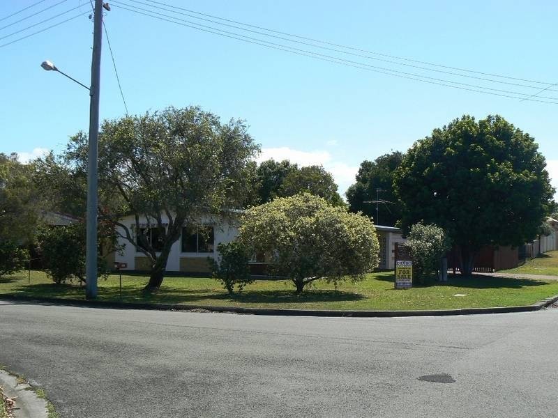 39 Montgomery Crescent, Golden Beach QLD 4551