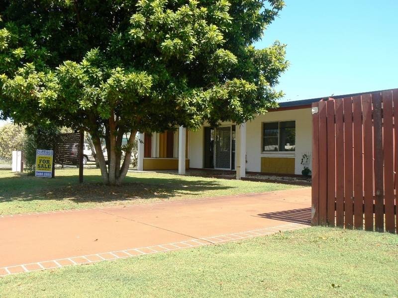 39 Montgomery Crescent, Golden Beach QLD 4551