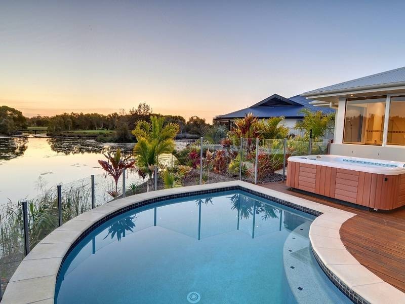 21 Rutherford Place, Pelican Waters QLD 4551