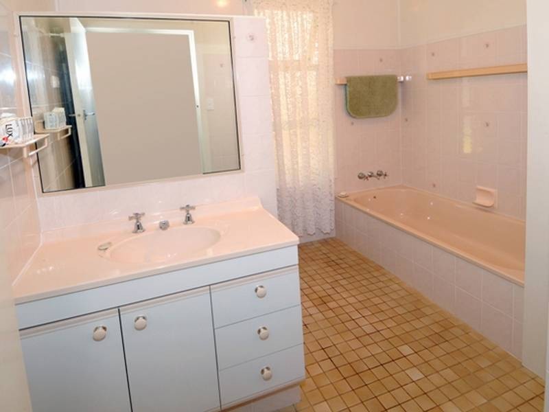 45 Esplanade, Golden Beach QLD 4551