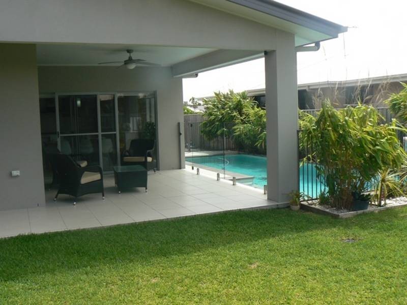 4 Trinity Place, Pelican Waters QLD 4551