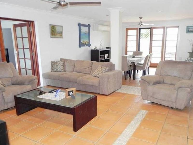 26 Coronation Avenue, Golden Beach QLD 4551