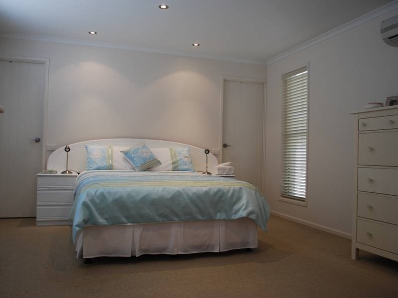 18 Bellanboe Circuit, Pelican Waters QLD 4551