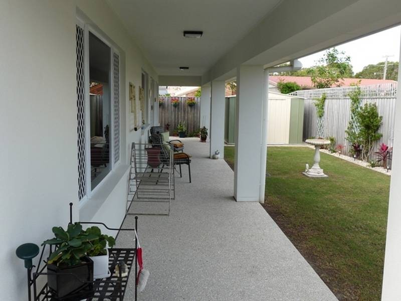 6 St Pauls Avenue, Pelican Waters QLD 4551