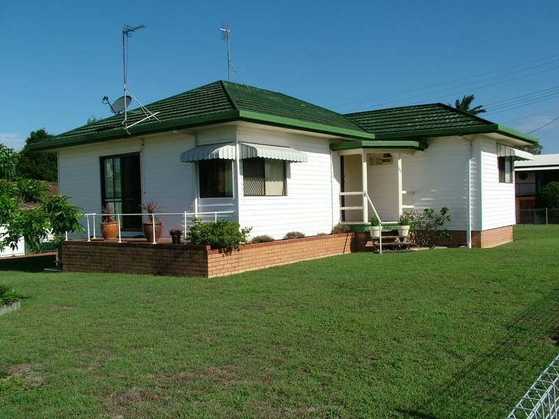 111 Landsborough Parade, Golden Beach QLD 4551