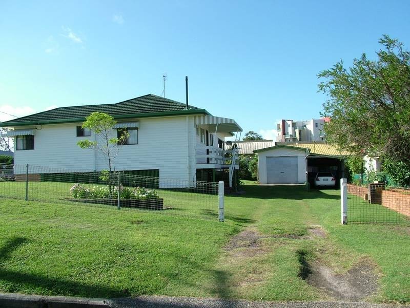 111 Landsborough Parade, Golden Beach QLD 4551