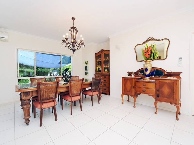 6 Finnegan Place, Pelican Waters QLD 4551