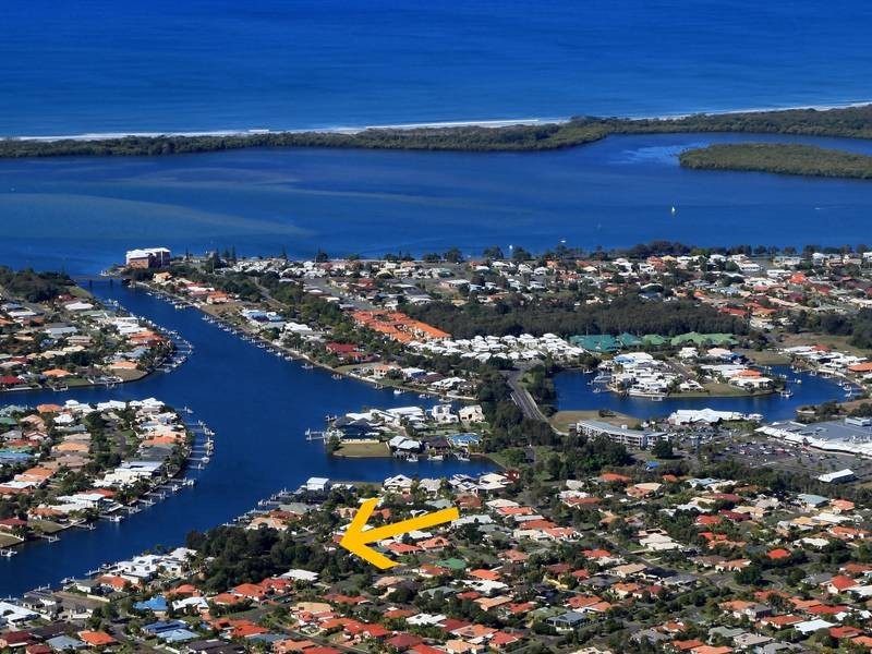 6 Finnegan Place, Pelican Waters QLD 4551