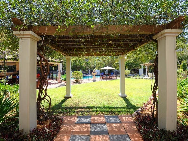 6 Finnegan Place, Pelican Waters QLD 4551