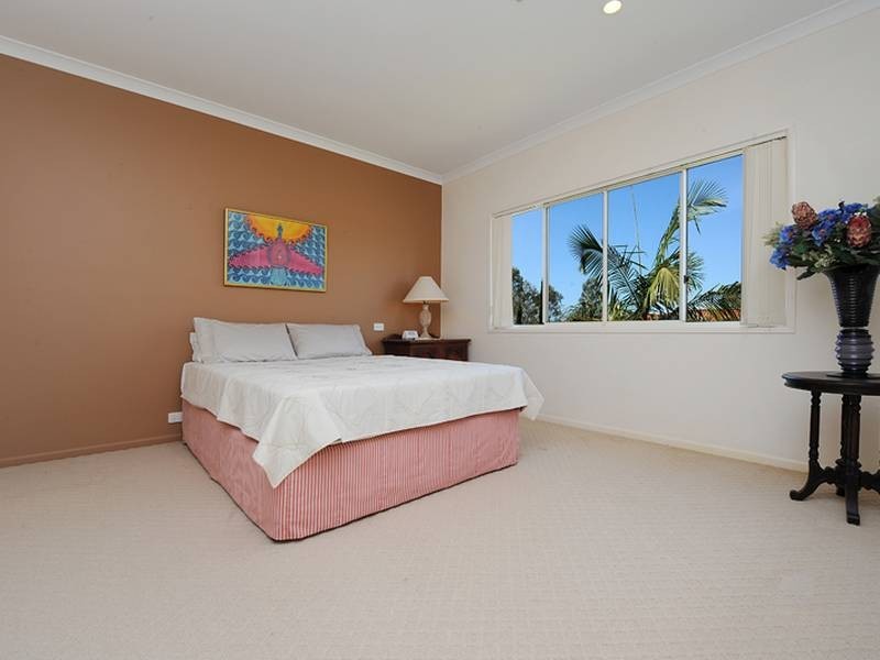 6 Finnegan Place, Pelican Waters QLD 4551