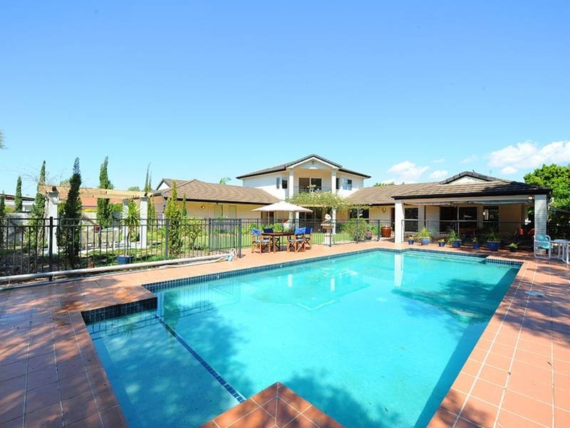 6 Finnegan Place, Pelican Waters QLD 4551