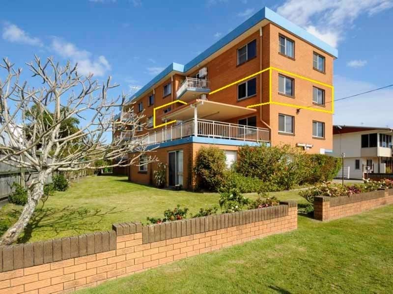 4/4 Oxley Street, Golden Beach QLD 4551
